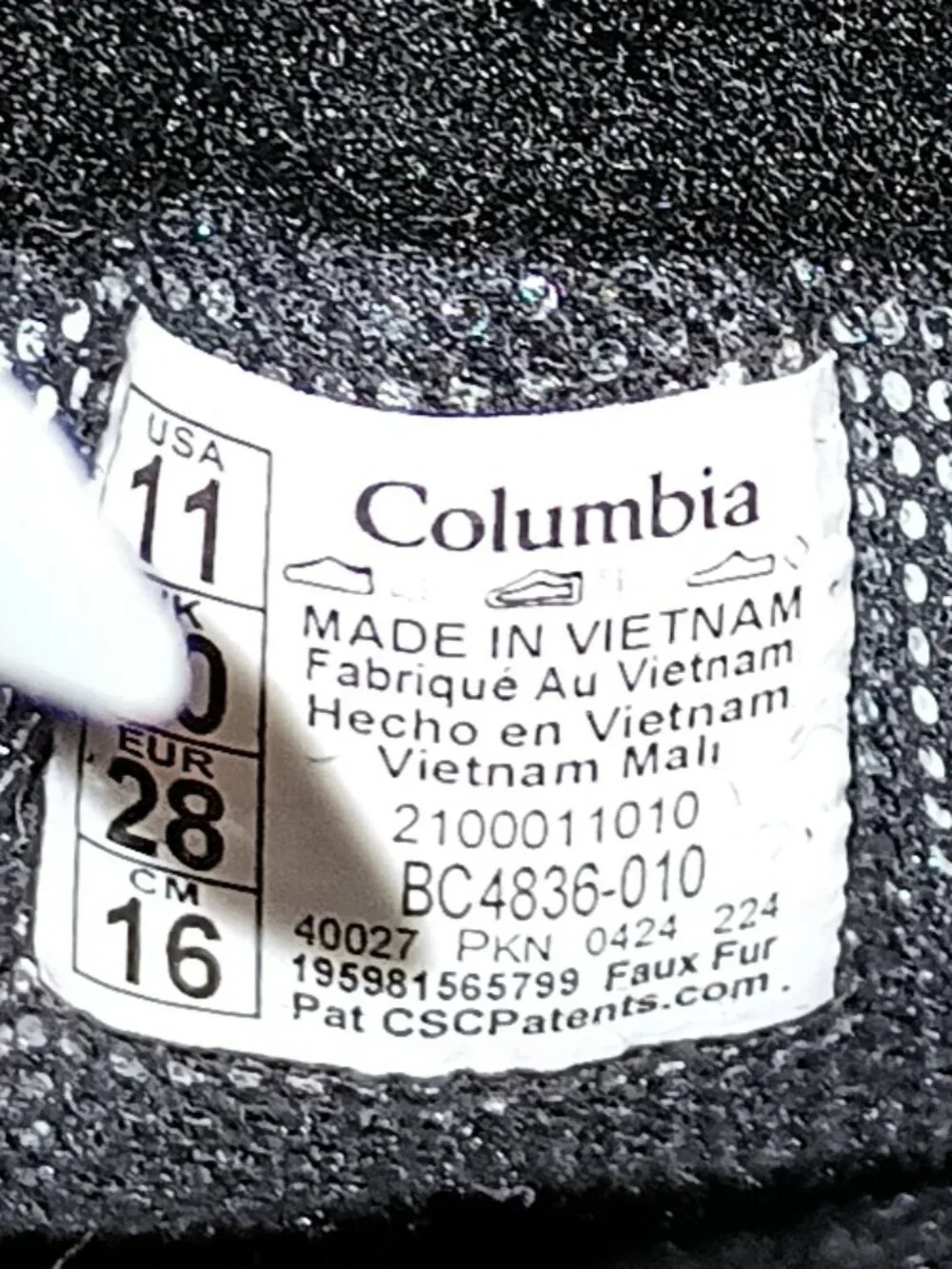 NWOT Columbia  Bugaboot Celsius Boots - Kids' Black/Graphite 11